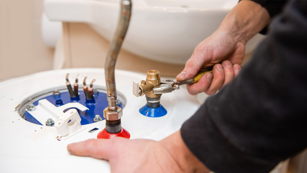 Water Heater Maintenance in San Pedro